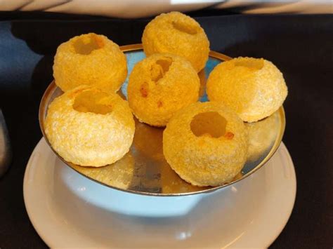  Pani Puri : Une Explosion Fraîche et Piquante de Saveurs Indiennes !